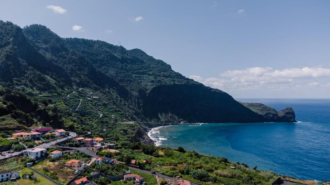 Отель Guestready - Hikers Haven Sao Roque Do Faial Экстерьер фото