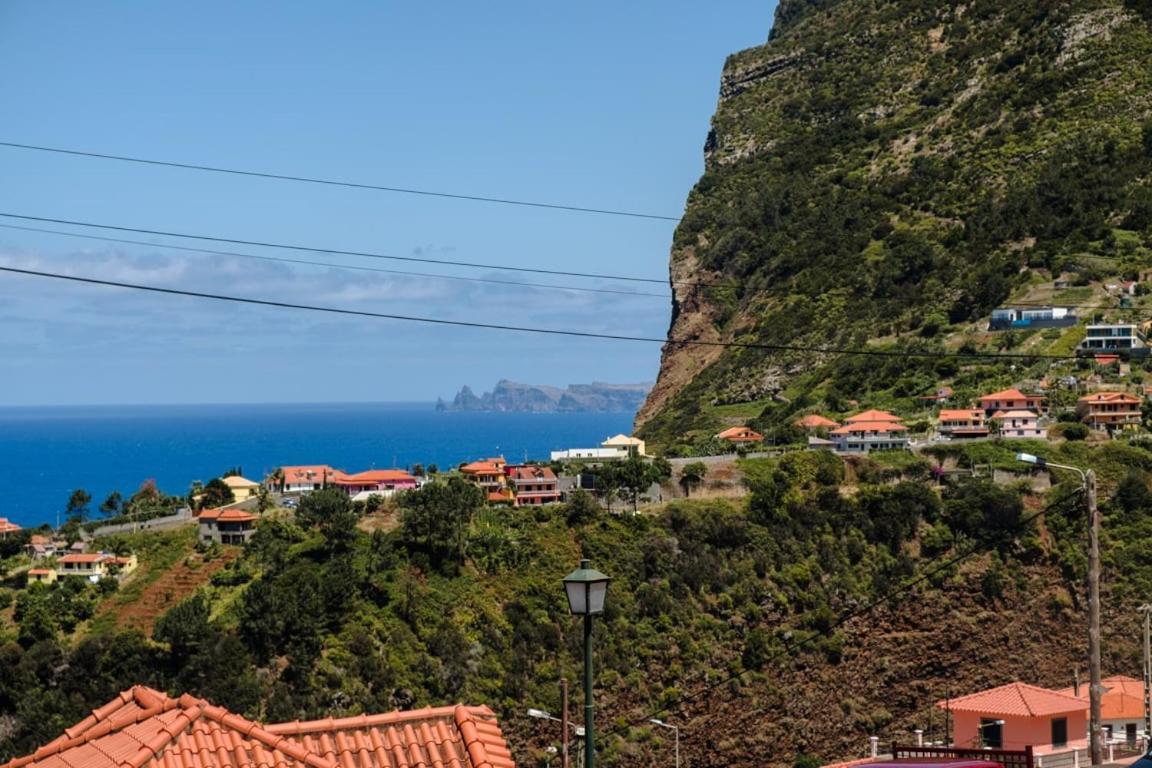 Отель Guestready - Hikers Haven Sao Roque Do Faial Экстерьер фото