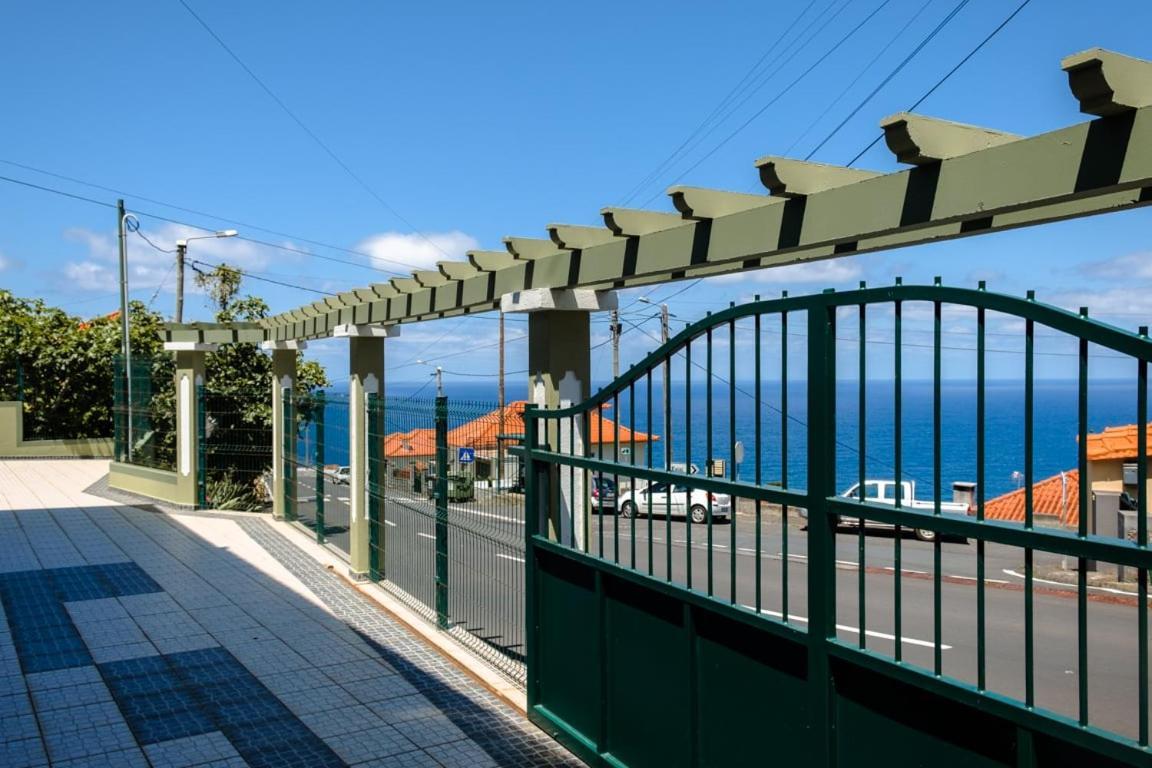 Отель Guestready - Hikers Haven Sao Roque Do Faial Экстерьер фото
