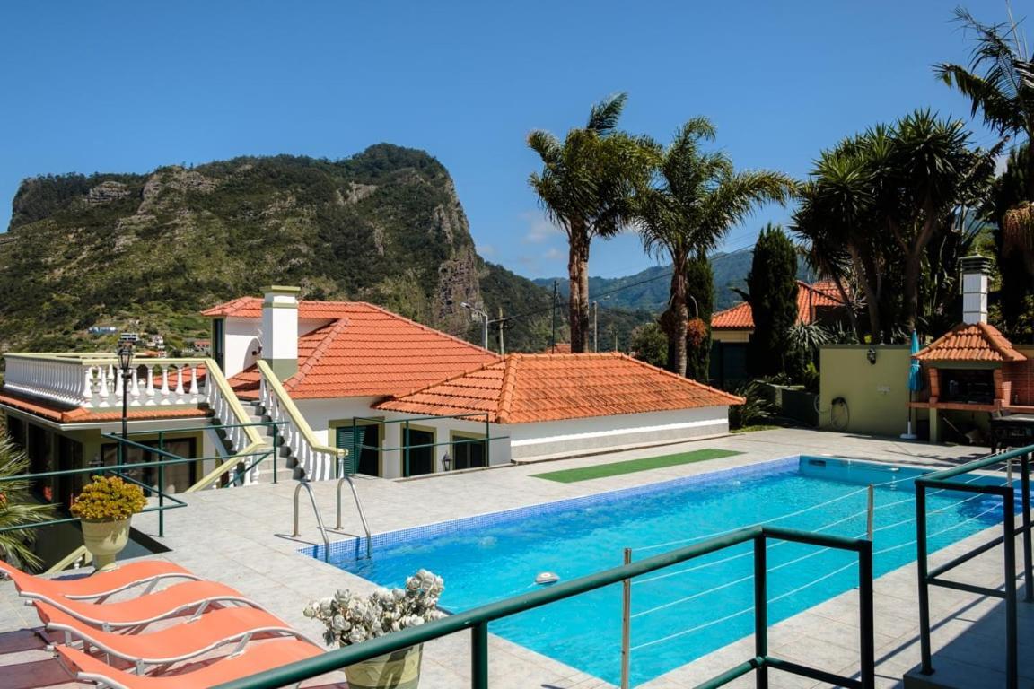 Отель Guestready - Hikers Haven Sao Roque Do Faial Экстерьер фото